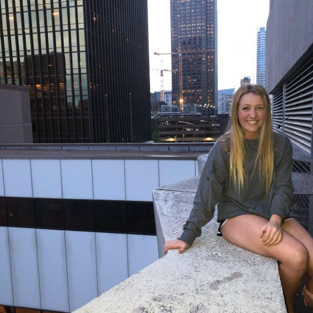 Meet your Posher, Zoie